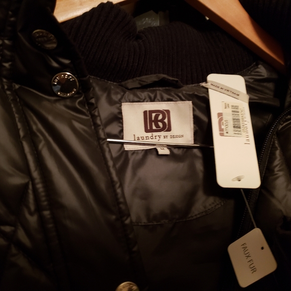 Black quilted winter coat - Picture 2 of 3